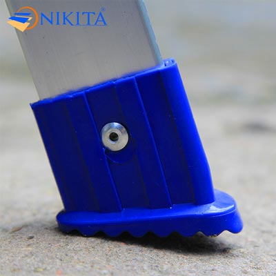 Thang nhôm ghế tay vịn kiểu Đức NIKITA
