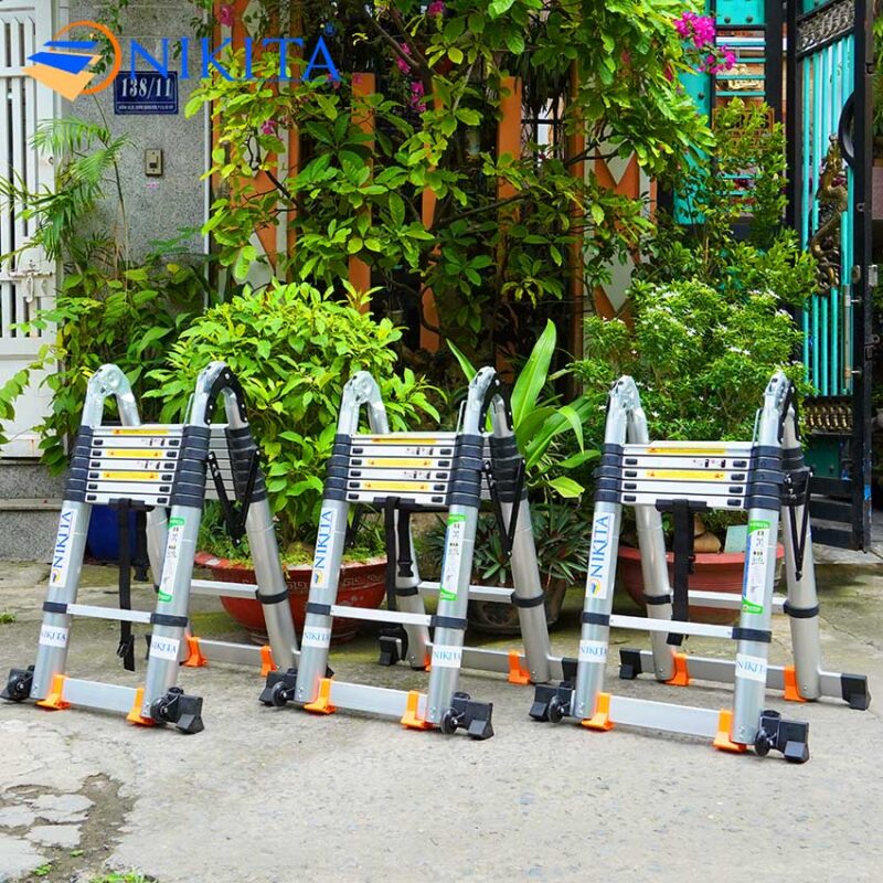 Thang rút chữ A đa năng có bánh xe NIKITA