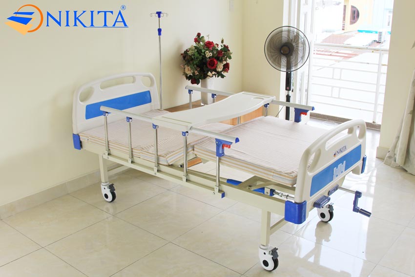 Giường cho người bệnh tai biến NIKITA DCN03